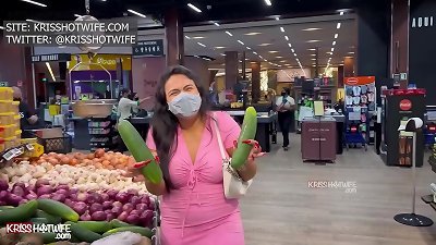 Kriss cuckold Being managed With round In Her slit Choosing big huge Cucumber To Make off the hook cuckold Salad