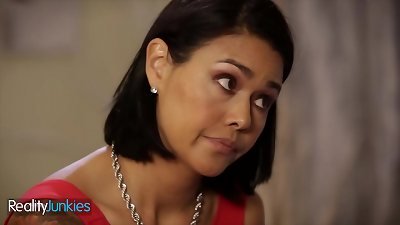 Pretty women (Dana Vespoli, Jenna Foxx) Getting Romantic - Reality addicts